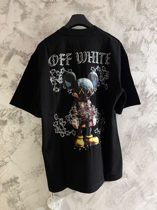 Tricouri ,blugi,bluze,genți,portofele,chiloți. Femei și bărbați