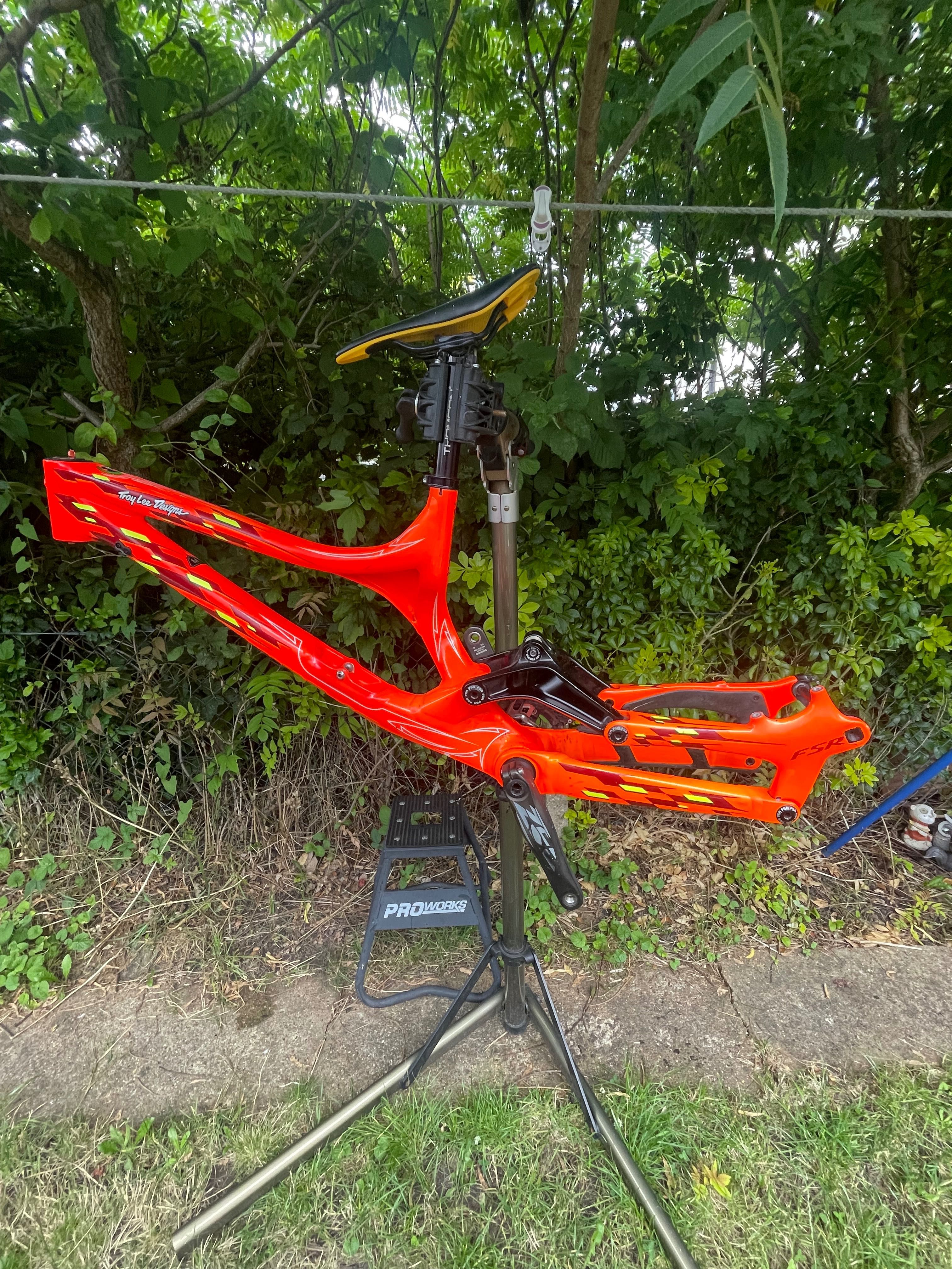 Specialized Demo 8 TLD  рамка не trek scott drag