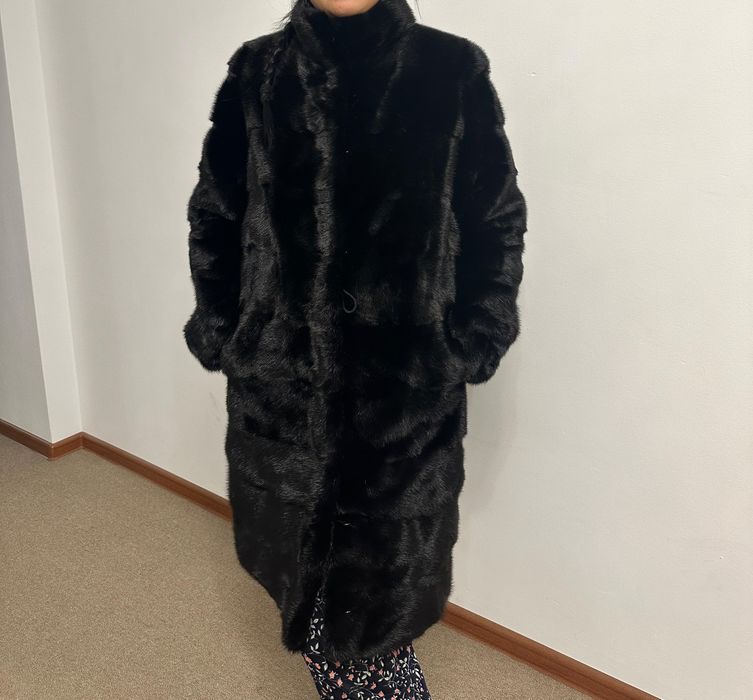 Норковая шуба (трансформер)

Черный бриллиант

Черный бриллиант