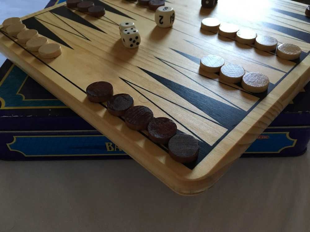 Joc de table din lemn - Backgammon