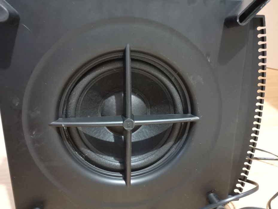Subwoofer activ JBL