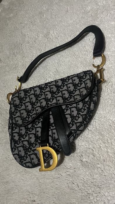 Чанта за рамо къса дръжка