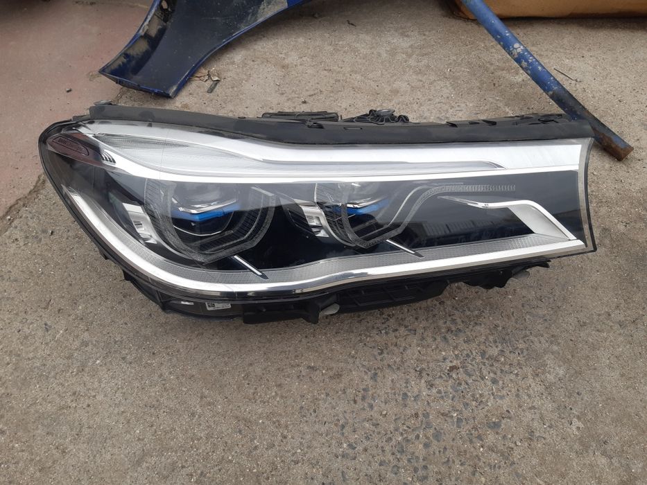 Десен фар bmw 7 g11
