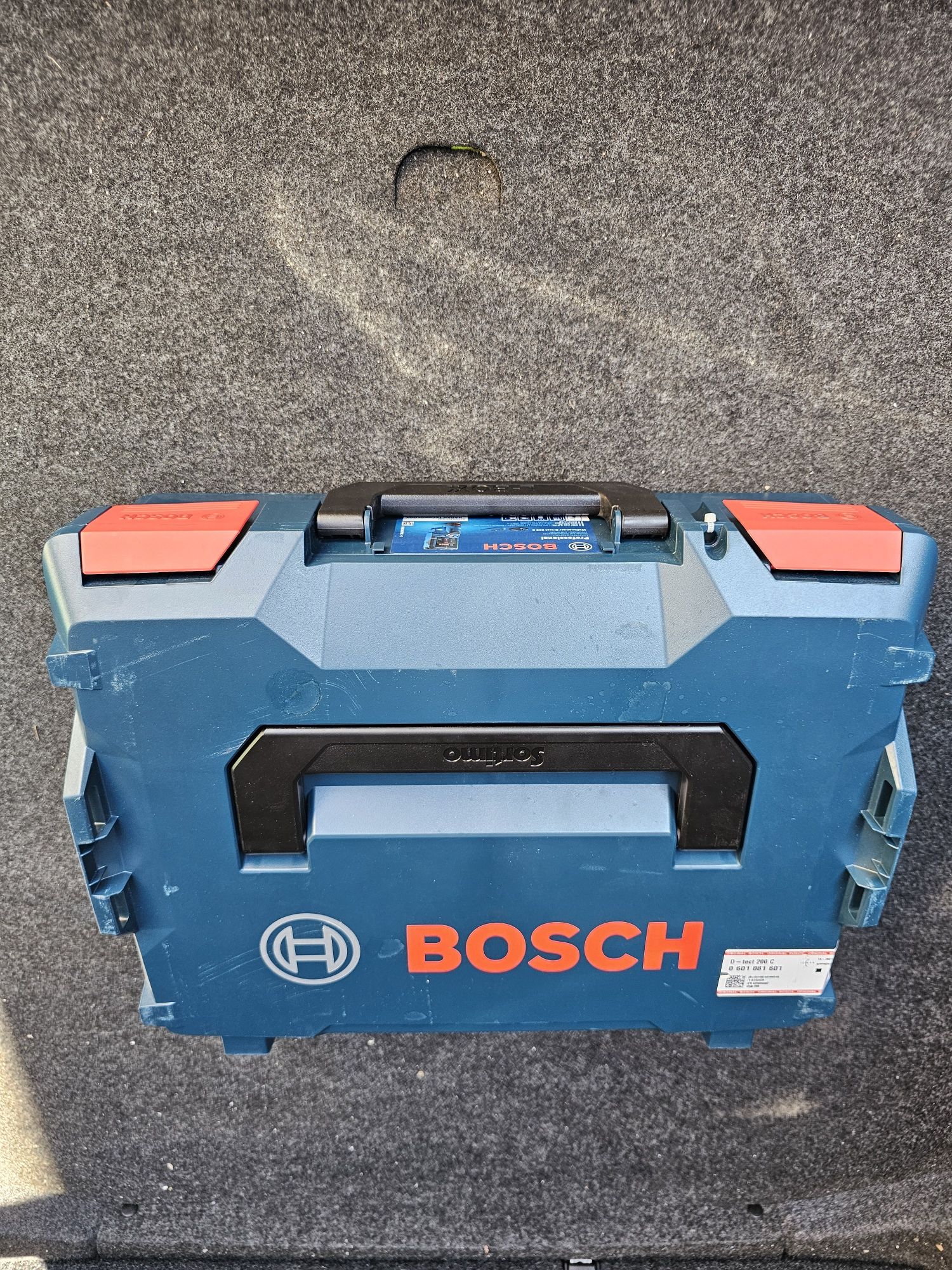 Bosch D-tect 200 C Detector de metale cu 1 acumulator Li-Ion, 2Ah + In
