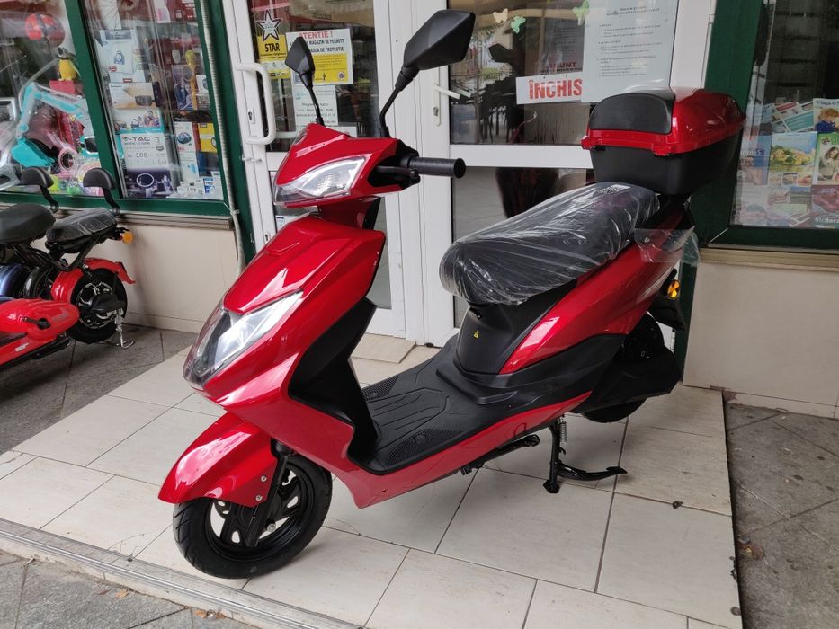 NOU in BRASOV! Scutere Electrice Fara Permis, viteza 25km/h, 2000W