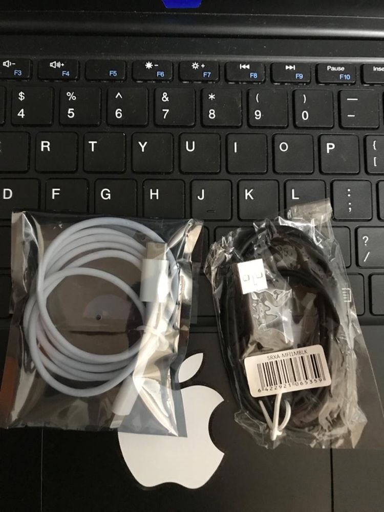 Cabluri de incarcare iPhone Tip: C / USB
