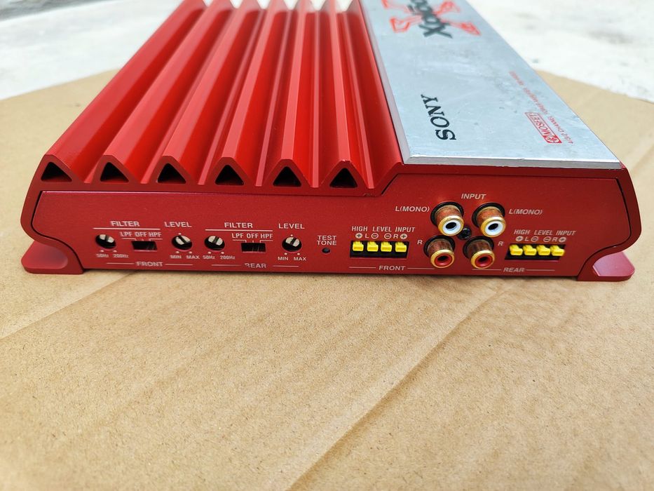 Amplificator auto Sony