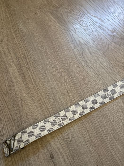 Curea LV alba 120 cm