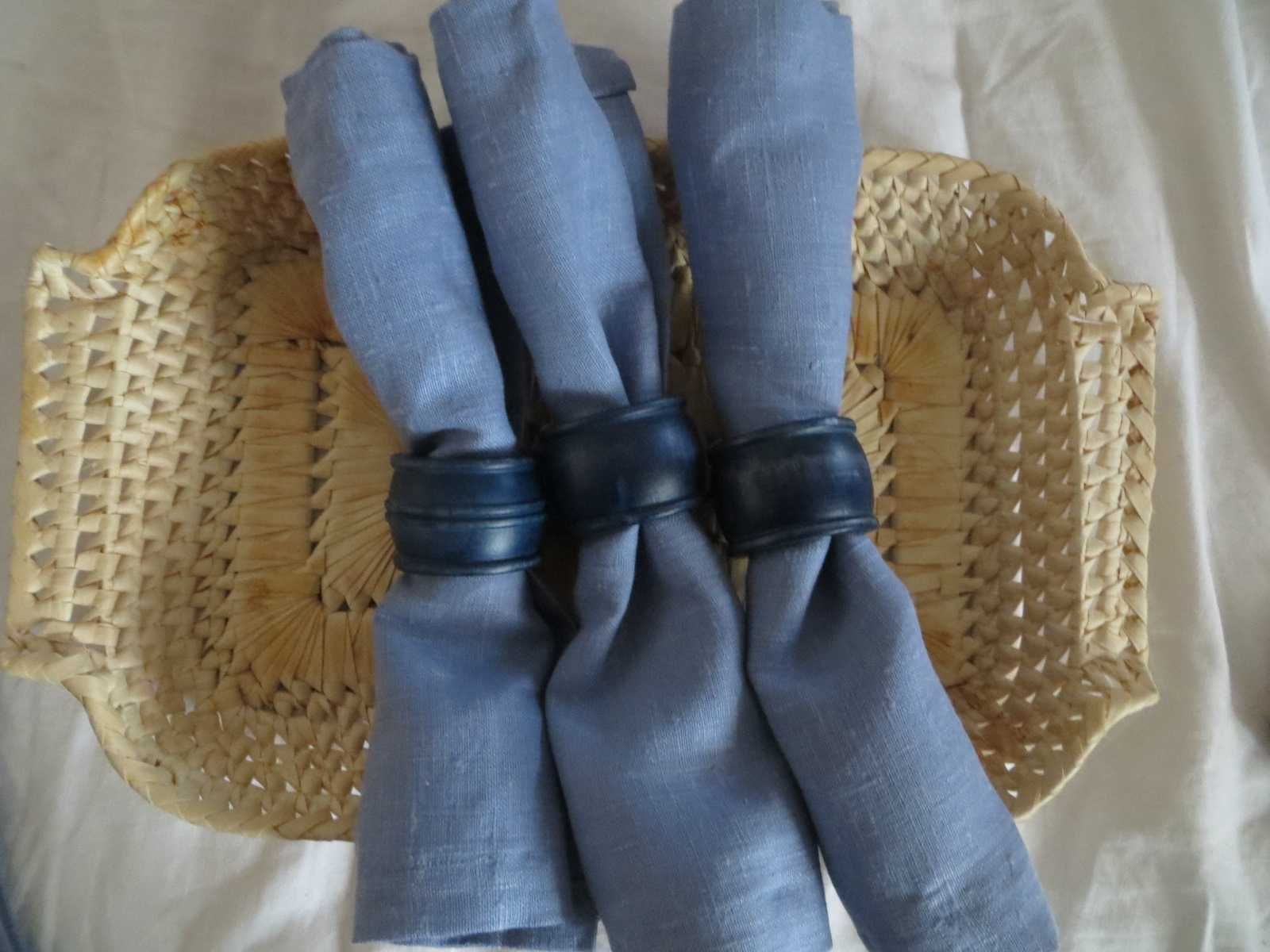 Покривки и салфетки от лен за декорация на маса
