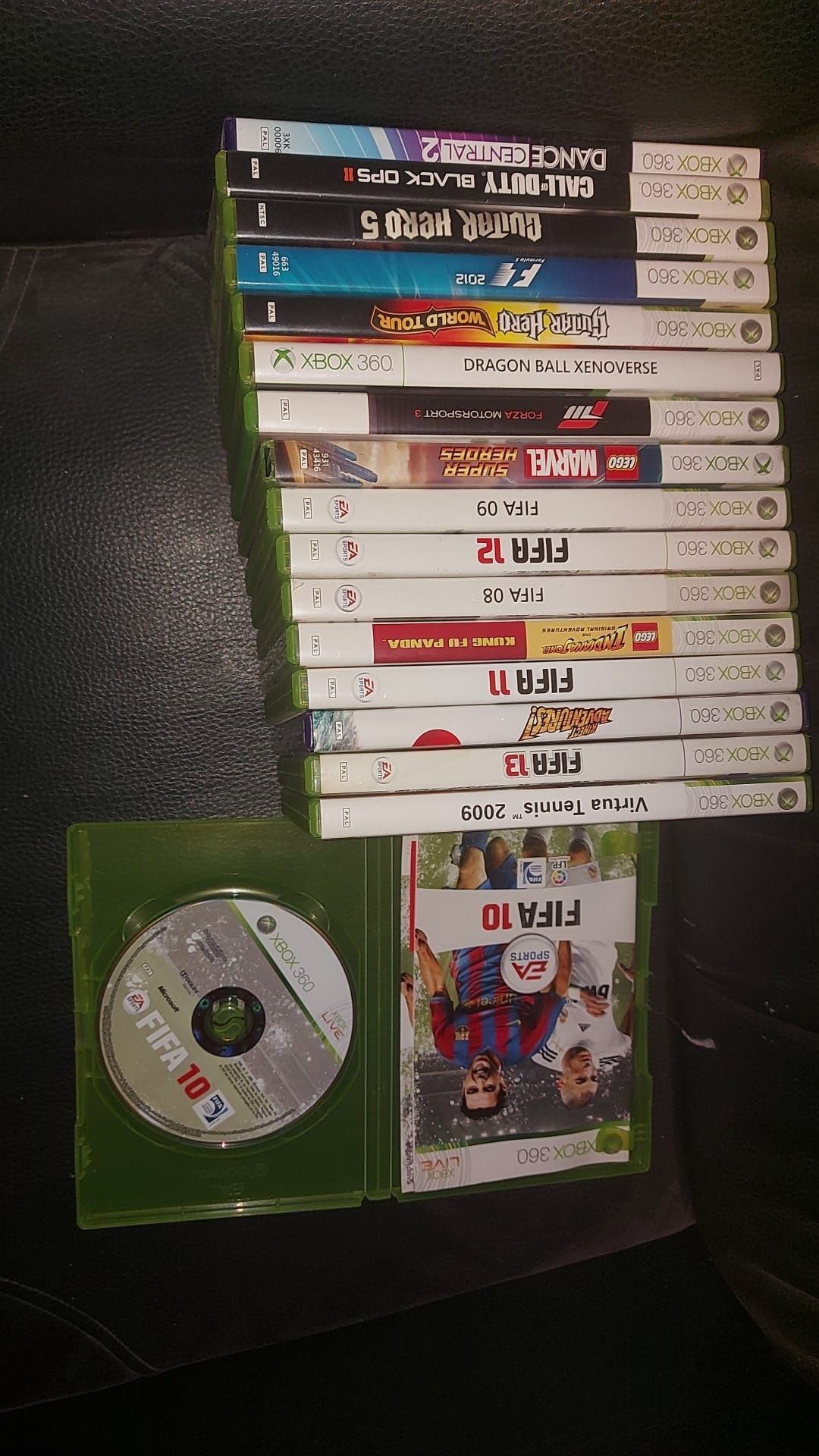 Vând jocuri Xbox 360