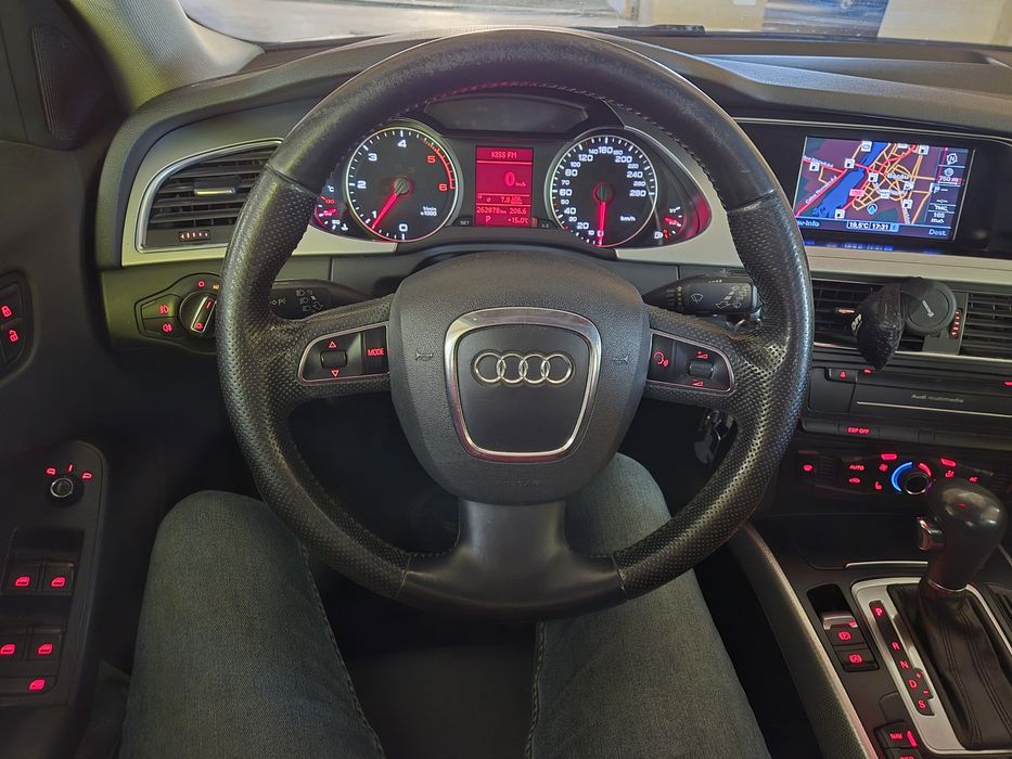 Audi A4 /2010/Cutie Automata /2.0 TDI /B8/ EURO 5