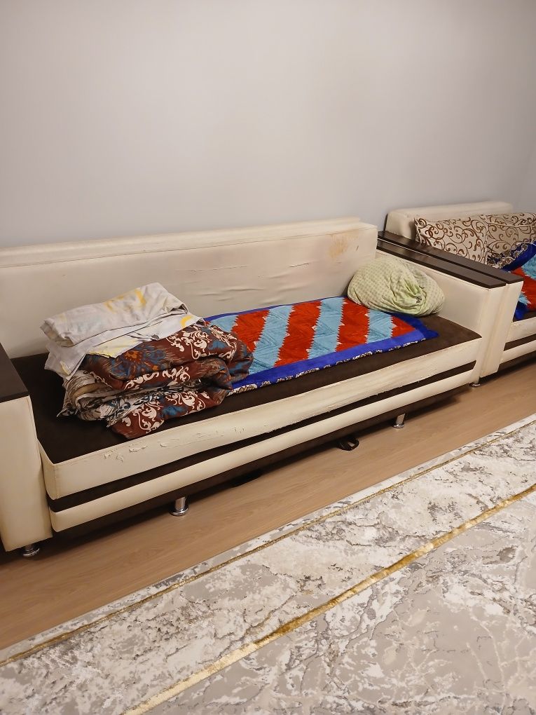 Продам диван  софа кресло.