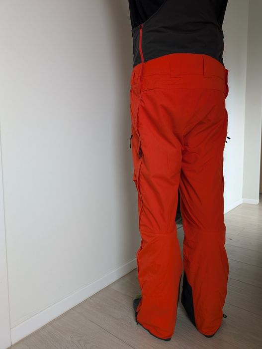 Pantaloni salopeta bib snowboard/ski Mountain Hardwear