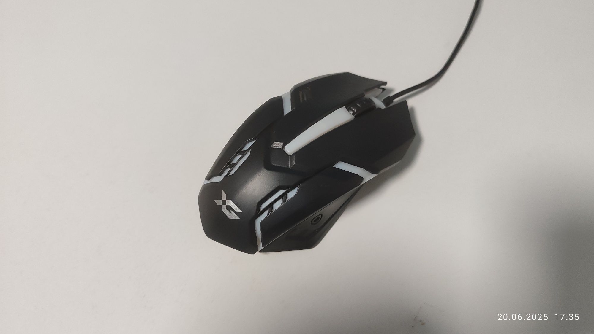 Продам игровую мышь