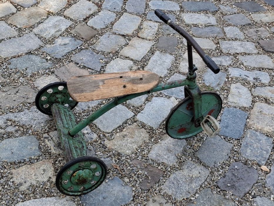 Tricicletă veche, Ideal Mediaș