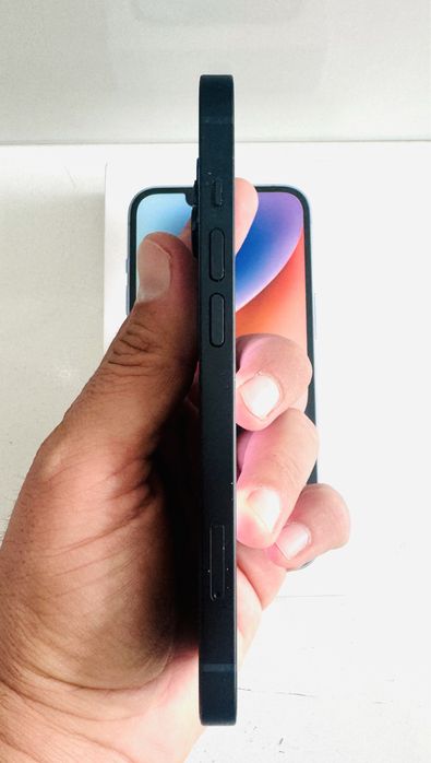 Перфектен! iPhone 14 128GB Midnight 98% Battery