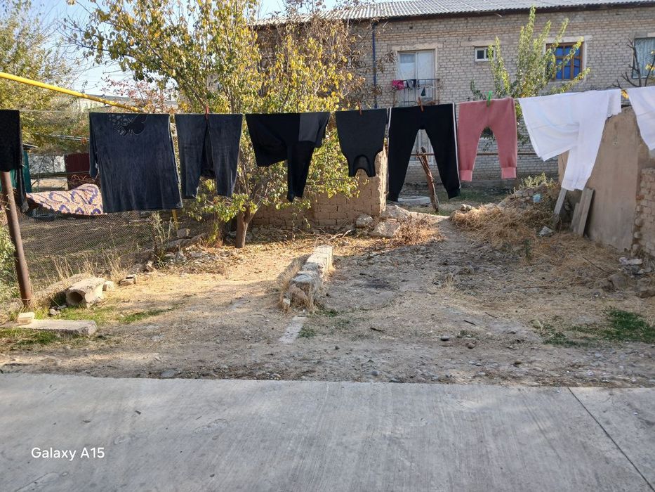 Srochna. Shahrisabz 3 hona kvartira sotiladi