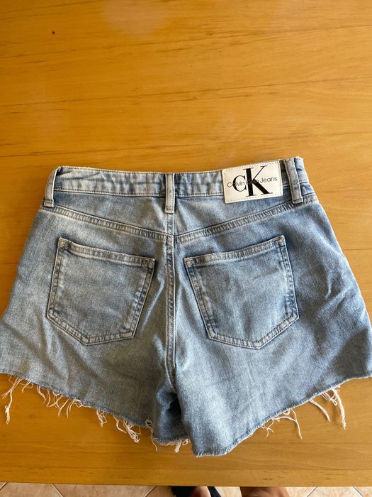 Къси панталонки Calvin Klein