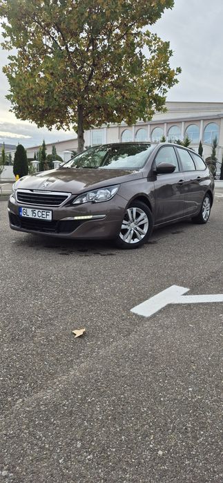 Vând peugeot 308 2015