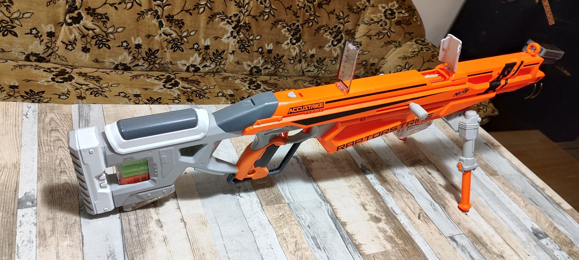 NERF raptorstrke 95 см.