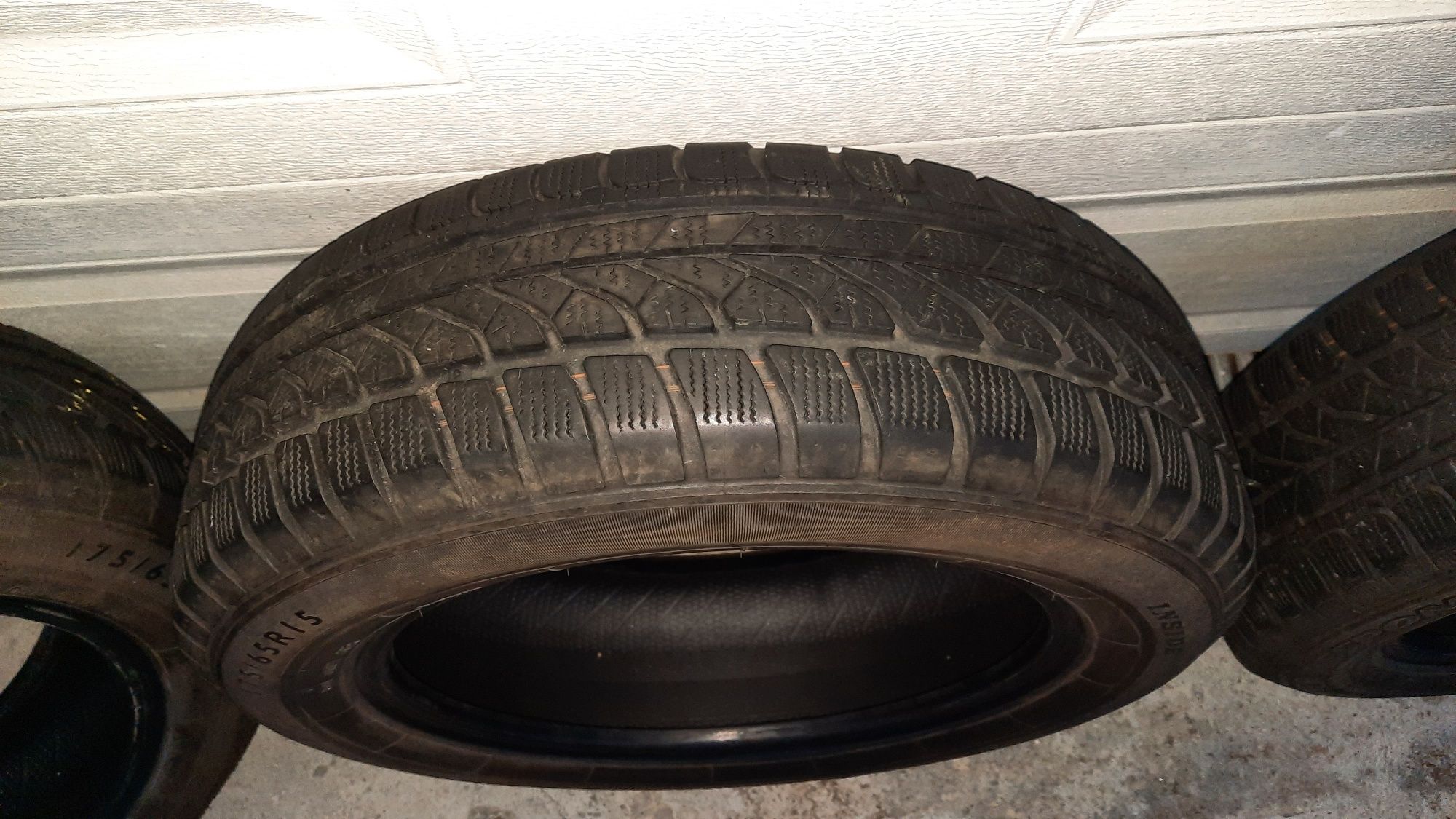 Зимни гуми sp winter  response dunlop 175/65R/15,M+S