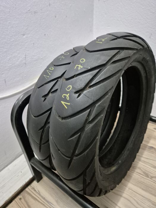 Set anvelope moto 110 70 12 cu 120 70 12 Duro