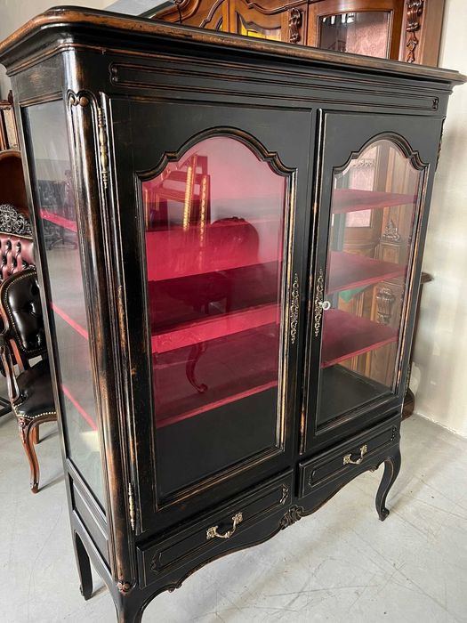 Vitrina Baroc,recent resaturata!
