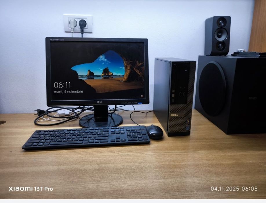 Calculator PC jocuri Dell + Monitor LG 19, specificatiile  în anunț