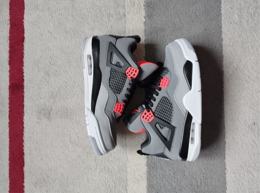 Jordan 4 Infrared