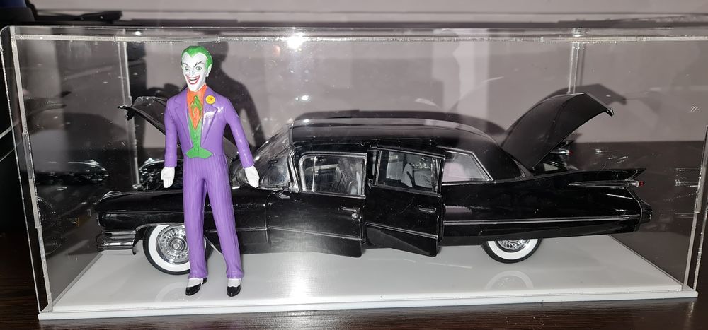 Macheta Cadillac 1959 1/18 Sunset Coach