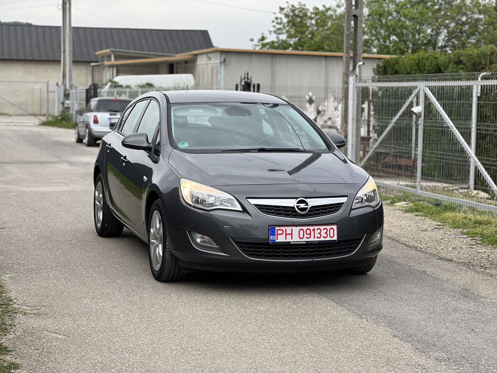 Opel Astra J 1,7 CDTI 2010.11 / Euro 5 / 110 Cp / Nr valabile