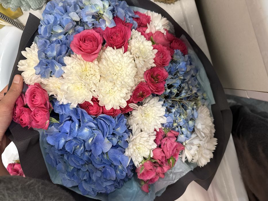 3 букета цветов