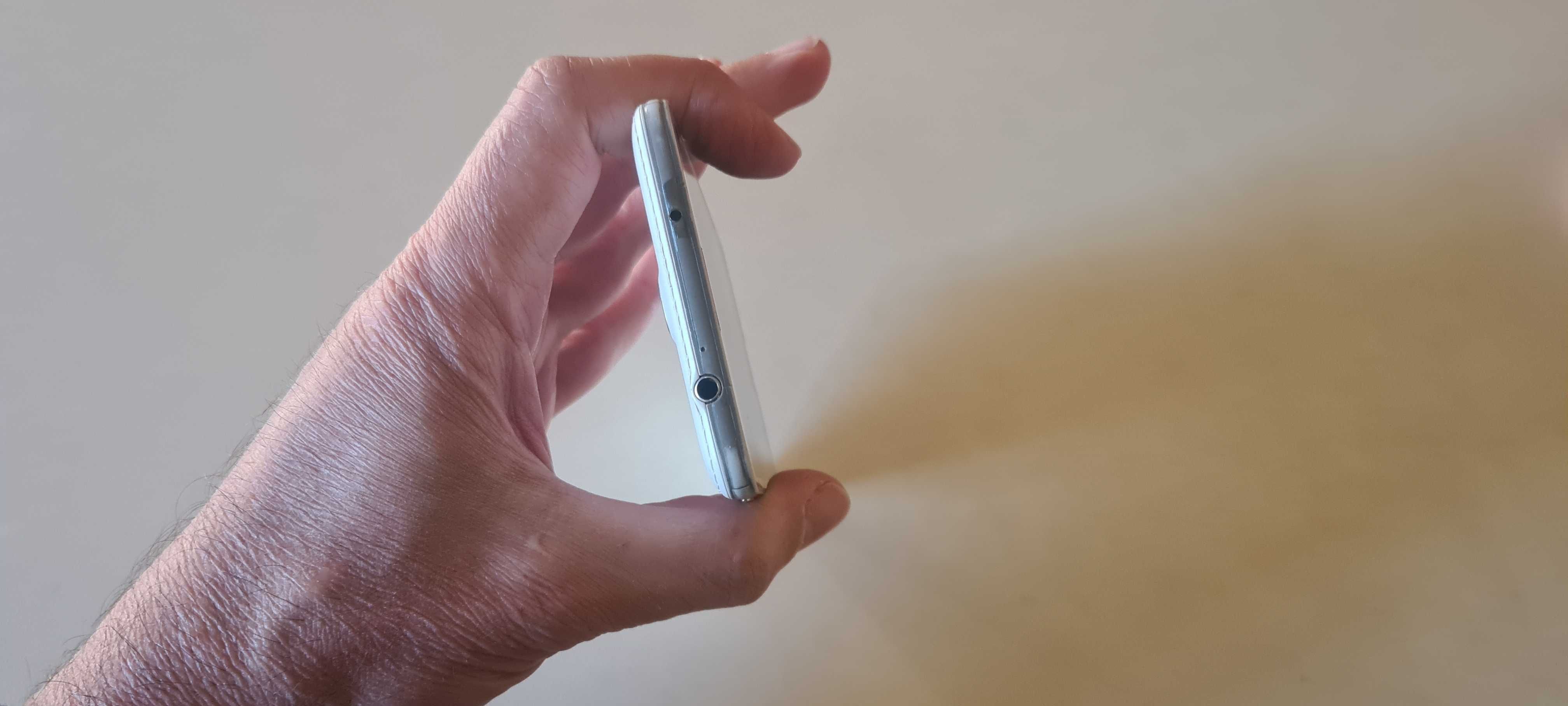 Samsung Galaxy Note 3 Neo (N7505) с пукнат дисплей