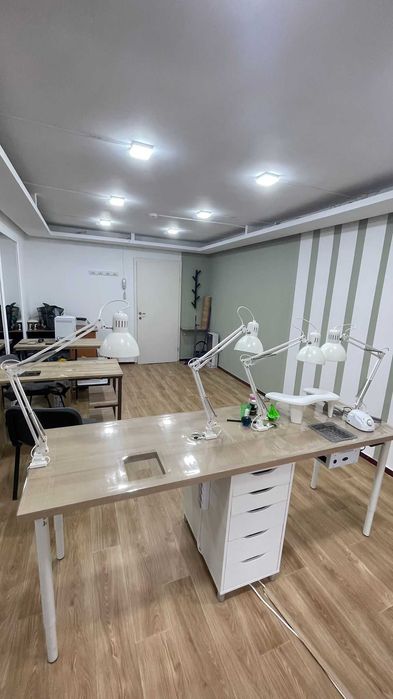 Inchiriez spatiu birou  275 Euro Mall Vitan - Dristor