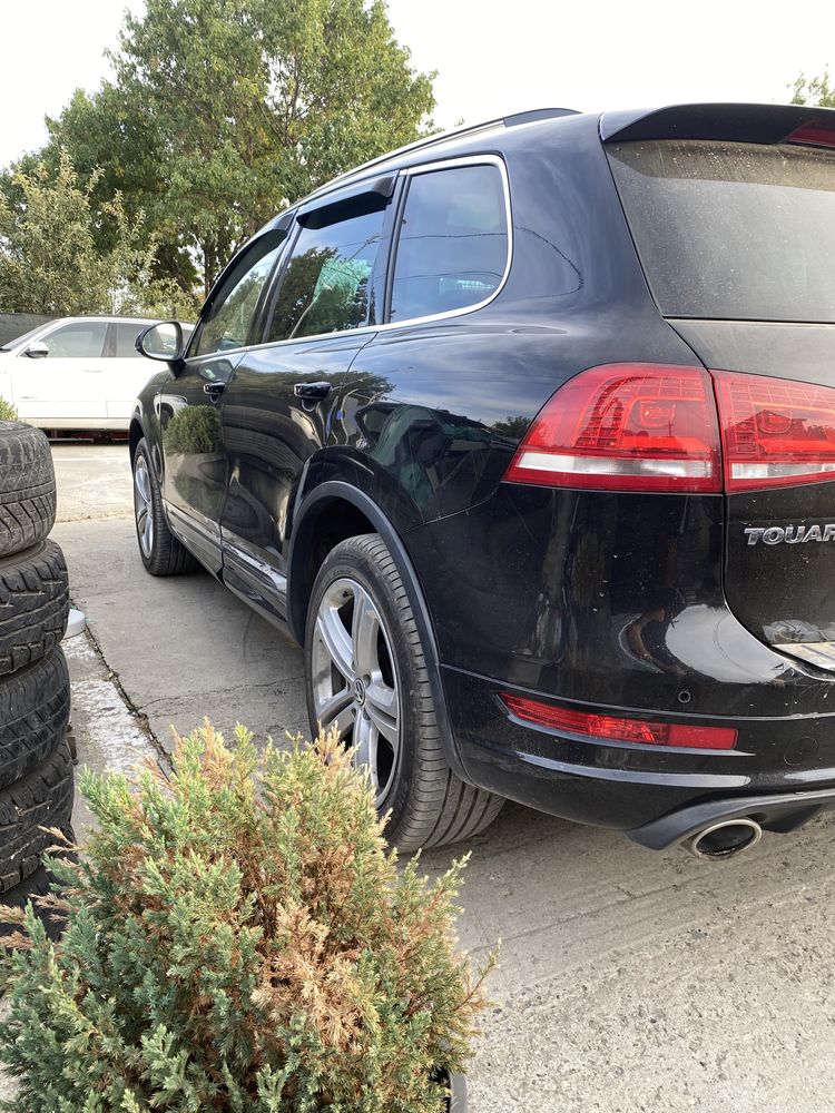 Oglindă dreapta cu rabatare electrică Volkswagen Touareg 7P  2014