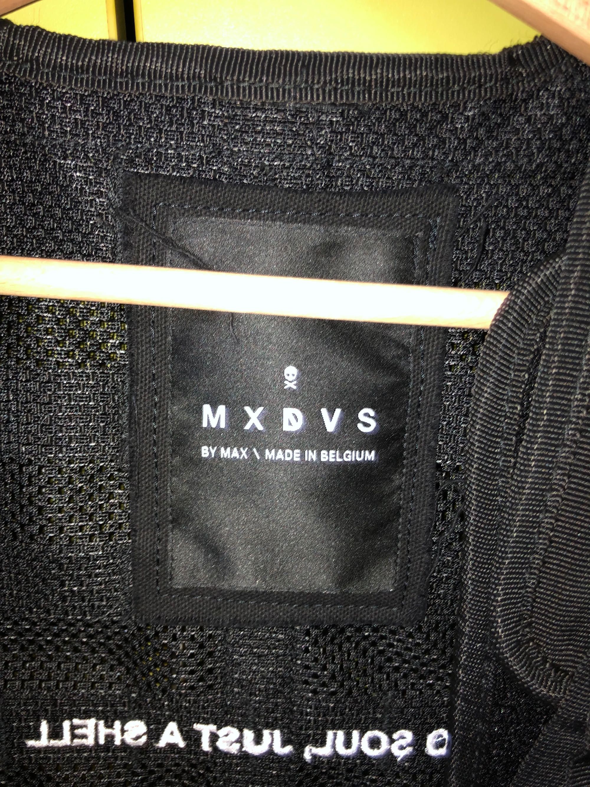 Vesta MXDVS "No Soul, Just A Shell"
