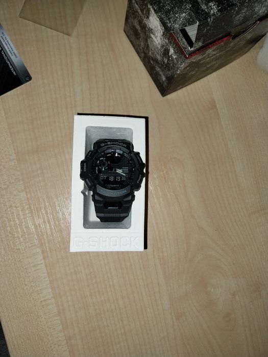 Часовник на g-shock