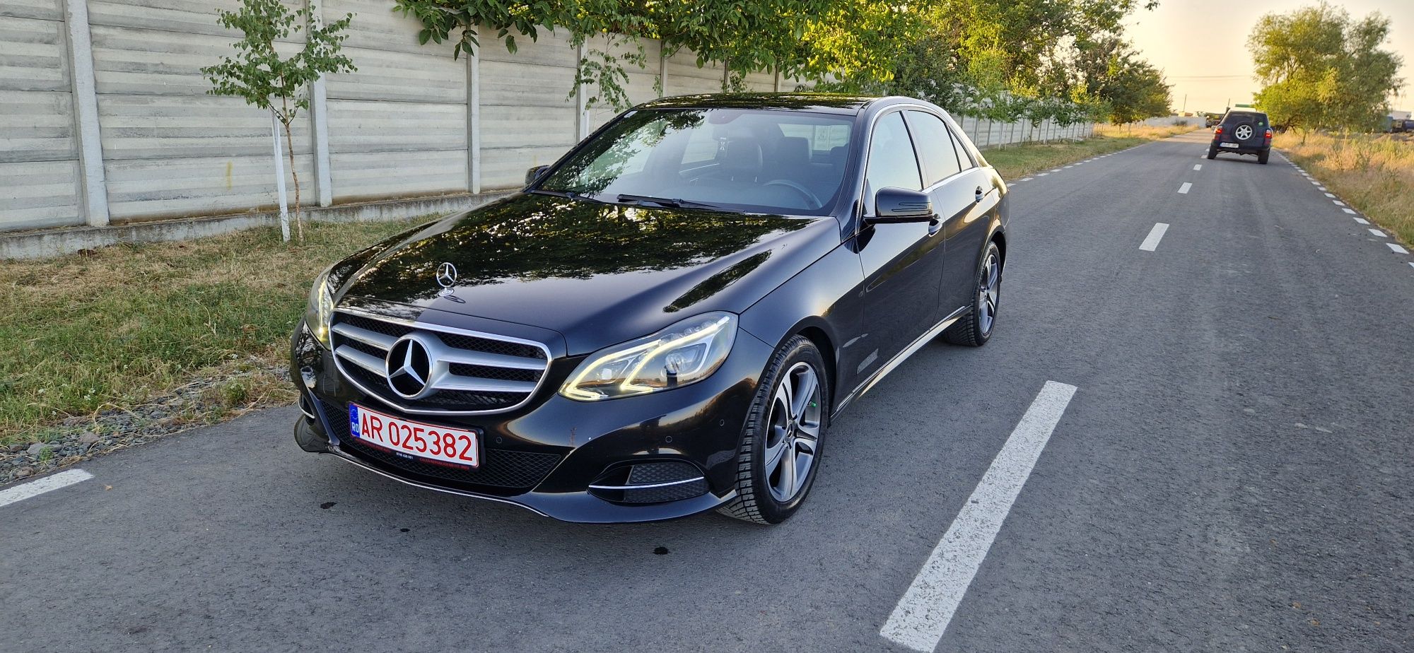 De vânzare Mercedes e 300 hybrid  w212