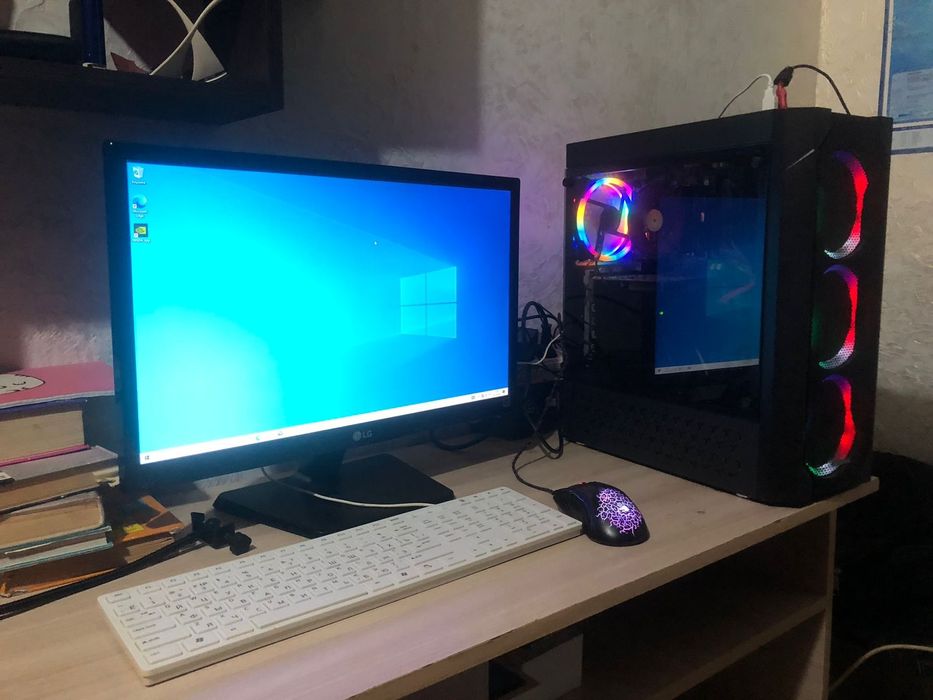 Продам Компьютер, монитор LG, клавиатура мышь
Характеристики:
i5 3470