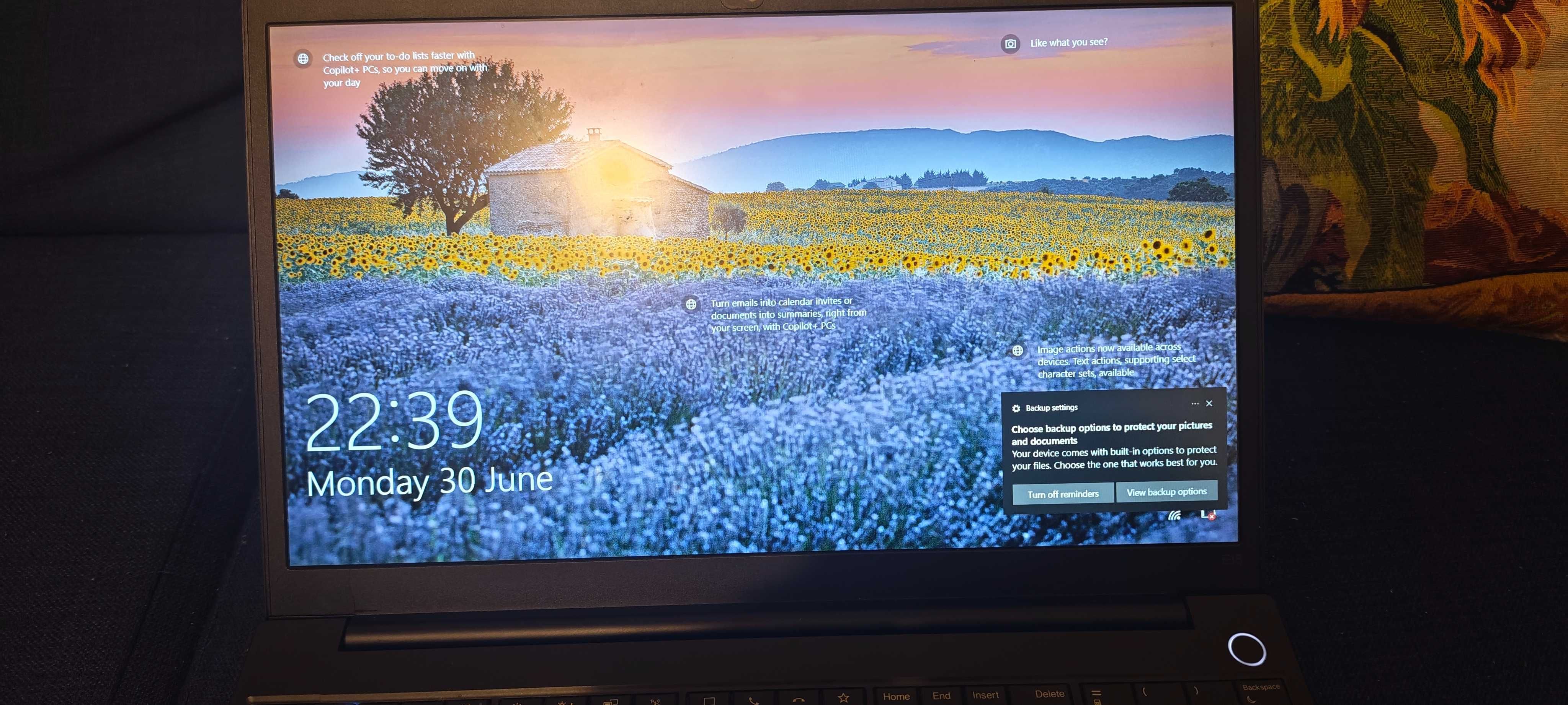 Lenovo e15 gen2 ryzen 5 4500U 8gb RAM 256gb ssd