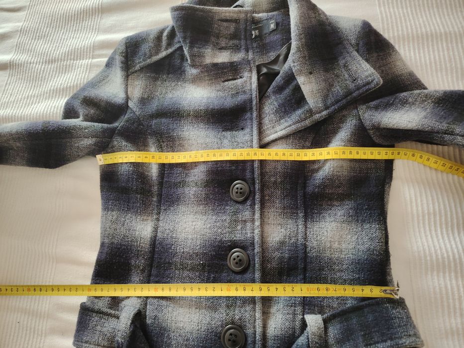 Scurtă damă Eight 2 Nine