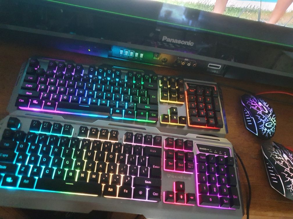 Tastatura Gaming Rbg inox + Mouse metalic