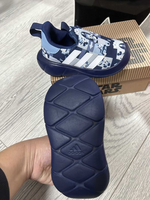 Деткси обувки Adidas