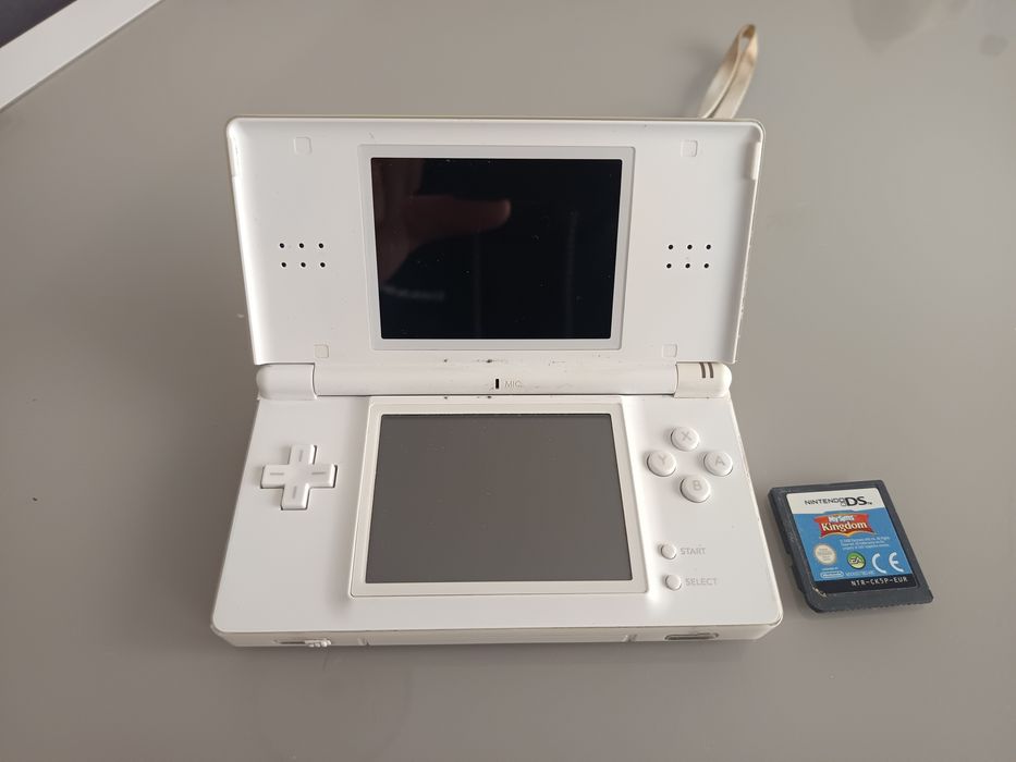Nintendo ds lite cu joc