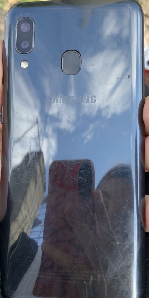 Samsung a 20 e , pentru piese.