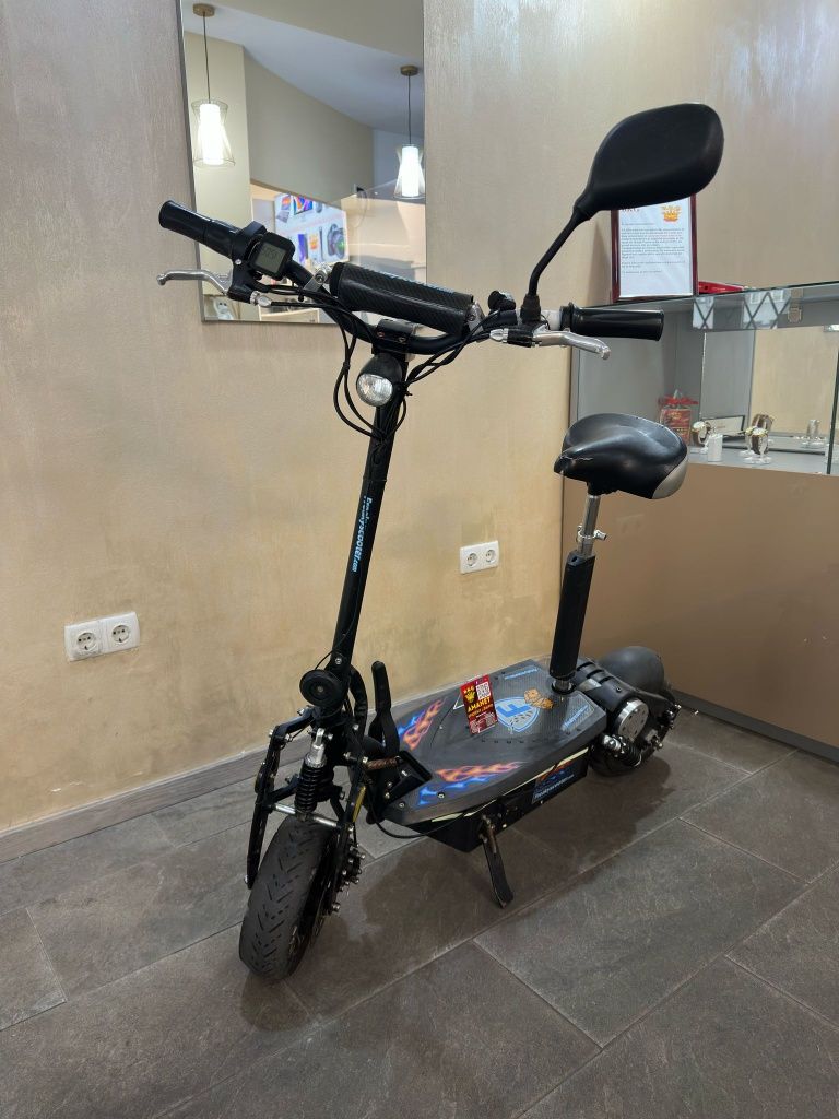 Freaky Scooter Amanet BKG