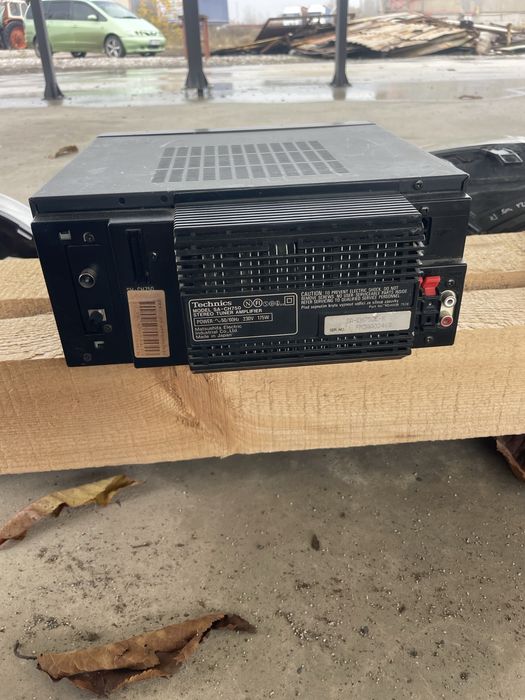 Част от стерео система усилвател с тунер TtEHNICS sa-ch 750