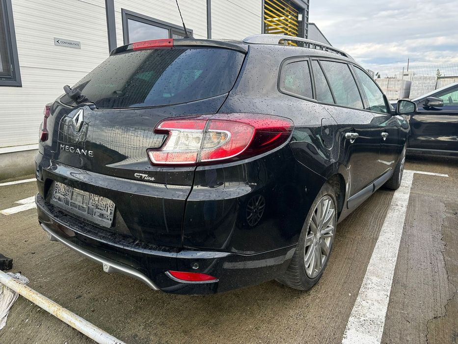 Dezmembrez / Dezmembrari / Piese / Accesorii Renault megane 3 GT break negru 1.5 dci 110 cp 2011 volan stanga