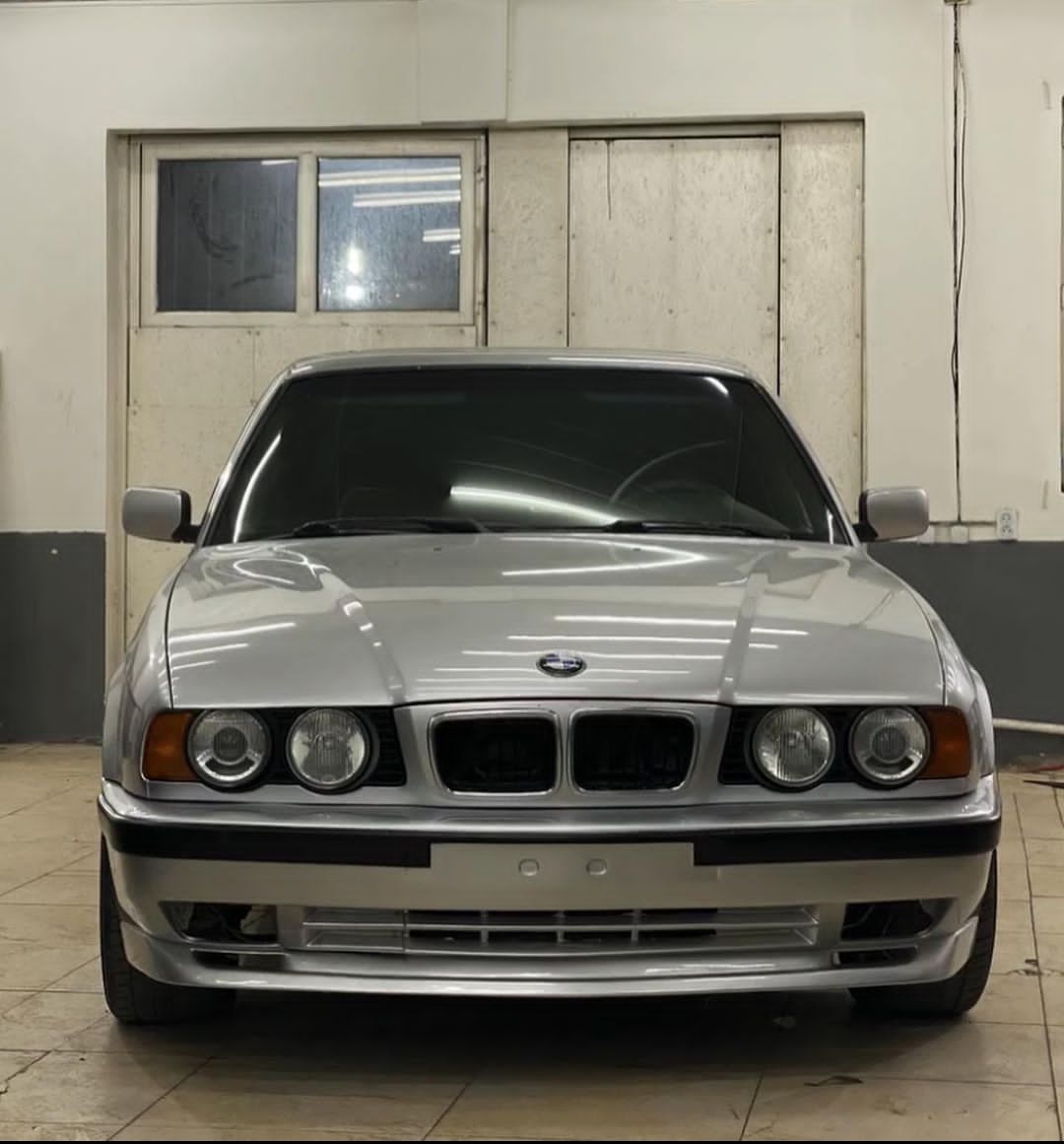 Bmw e34/ бампер е34/е39 бмв/бампер бмв/фара/м бампер/передний бампер е