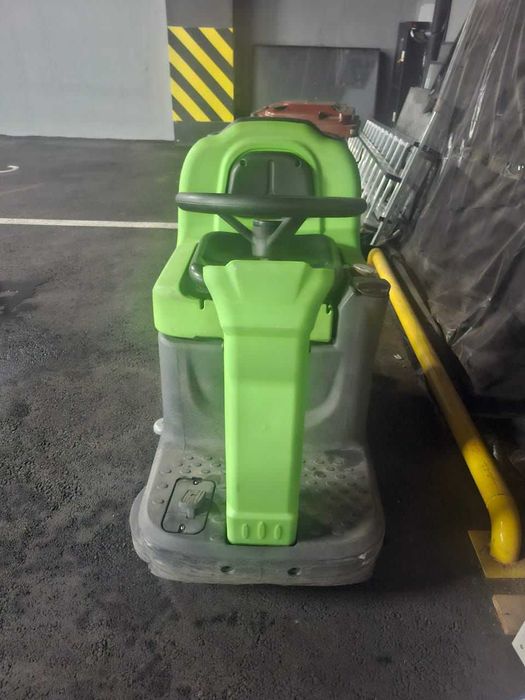 Поломоечная машина